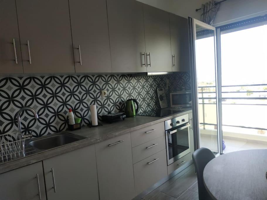 Athens View Apartment Near Metro Station Agia Marina Exterior photo
